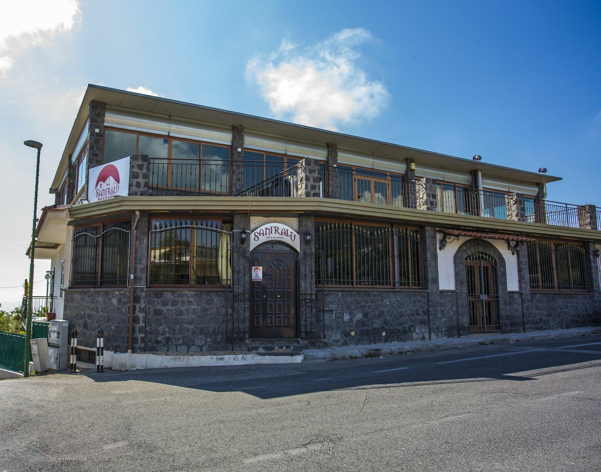 Hotel Sanfralu Ercolano Exterior foto